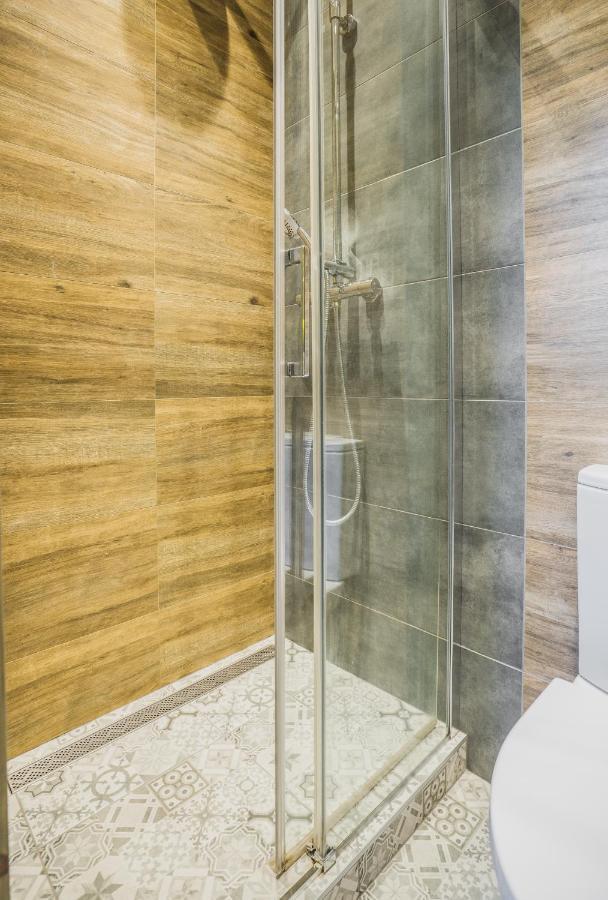 Oomph Warsaw Central Premium Apartments ภายนอก รูปภาพ