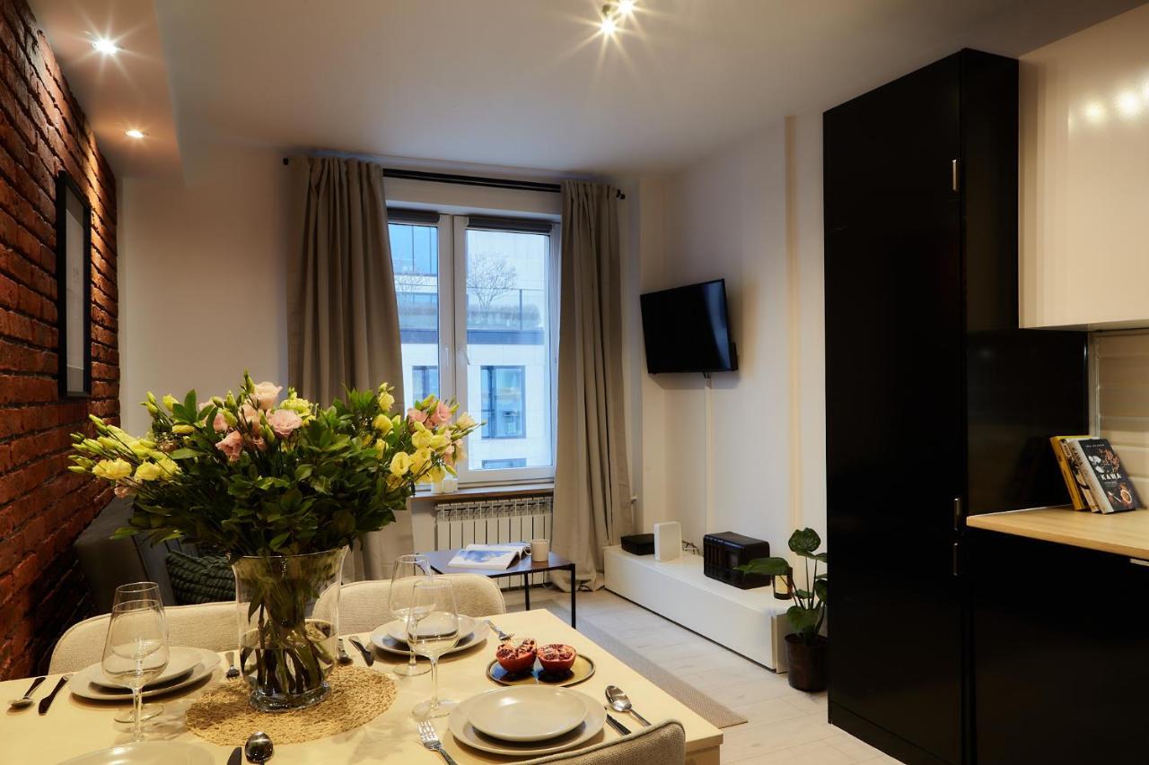 Oomph Warsaw Central Premium Apartments ภายนอก รูปภาพ