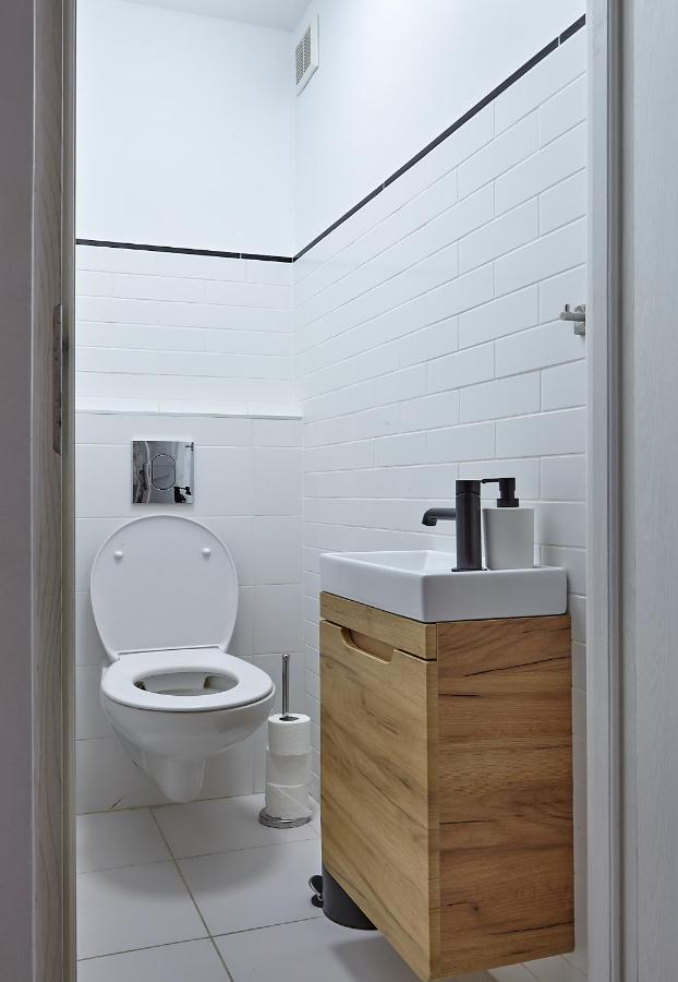 Oomph Warsaw Central Premium Apartments ภายนอก รูปภาพ