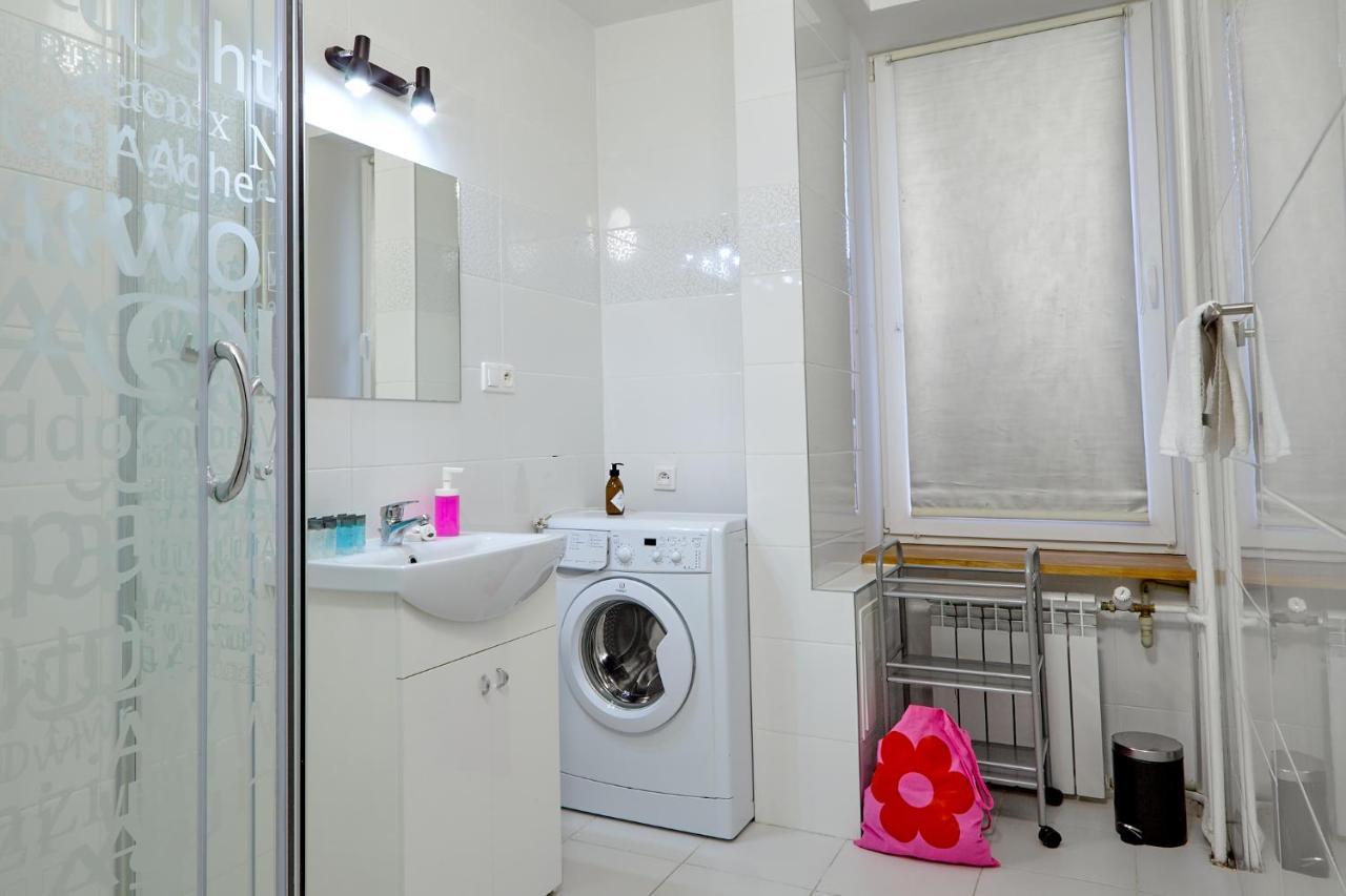 Oomph Warsaw Central Premium Apartments ภายนอก รูปภาพ
